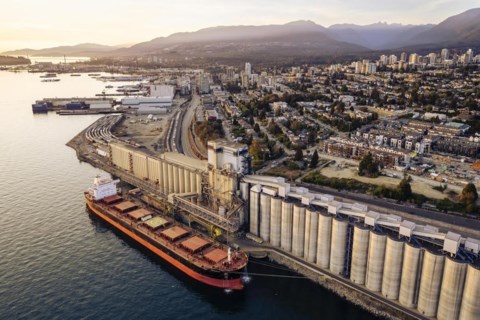 Port of Vancouver: Connecting Canadians with the goods they need over the holidays and beyond