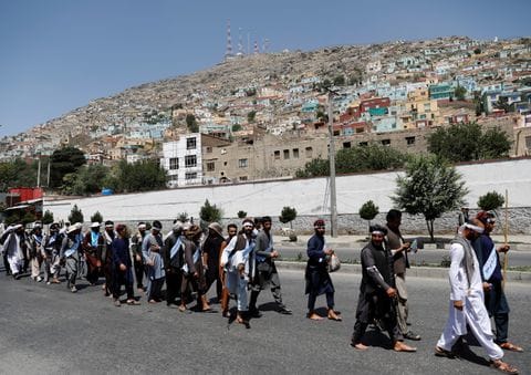 Afghan Taliban kidnap dozens of bus passengers near Kunduz