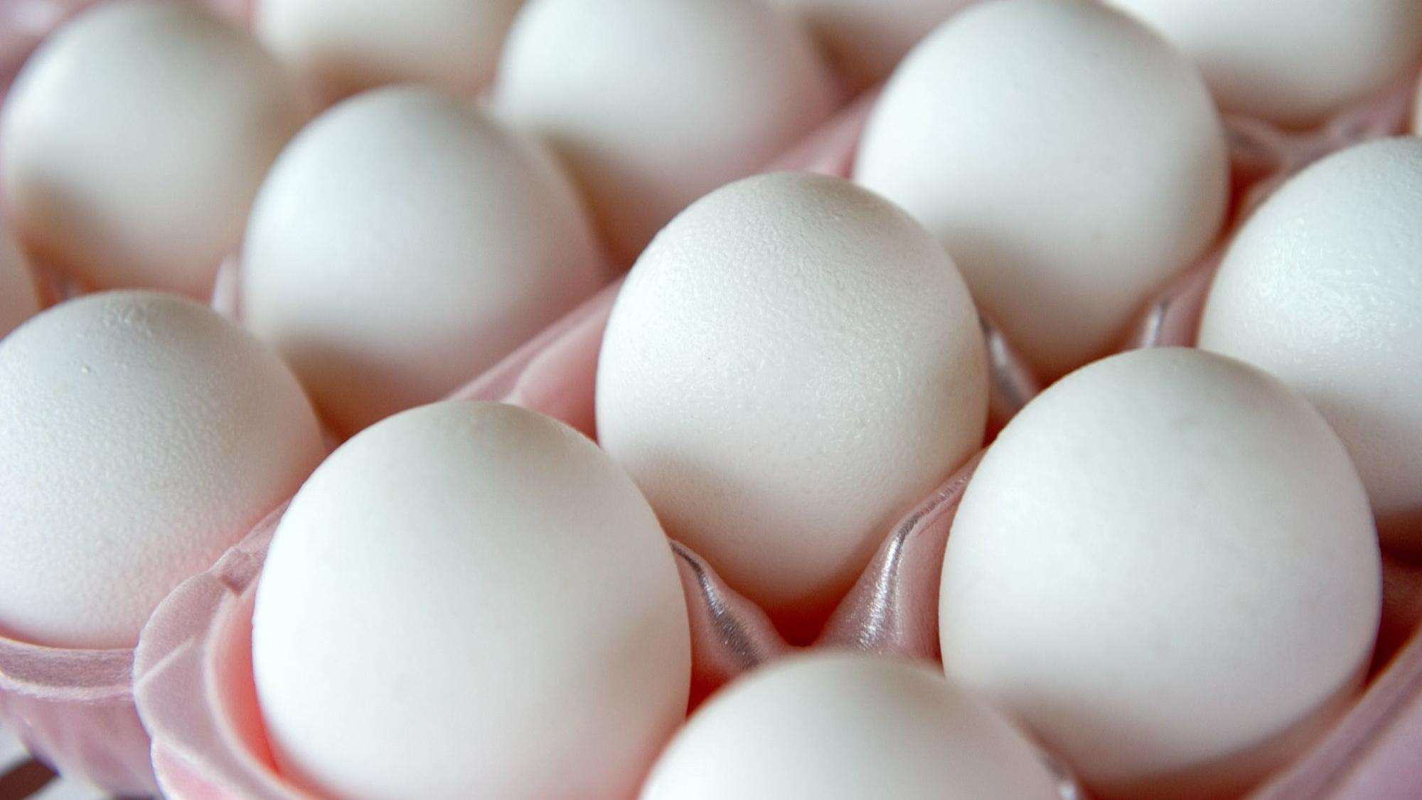 Massive 200 Million Egg Recall for Salmonella Includes Walmart, Waffle House